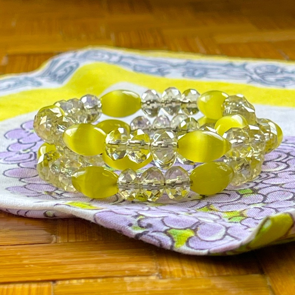 Vintage glass bead coil bracelet, fits all sizes